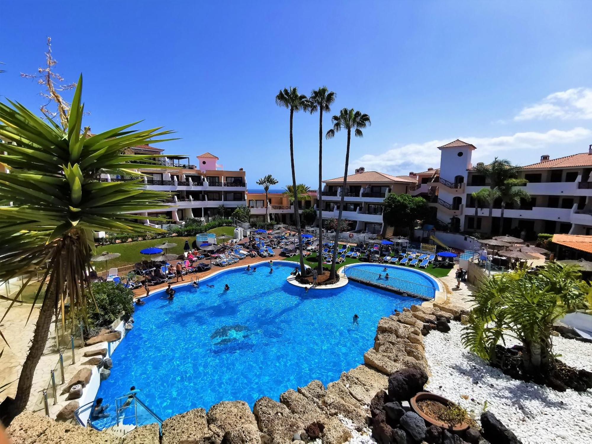 Strelitzia Apartment - Ocean View & Heated Pool Сан Мигел де Абона Екстериор снимка